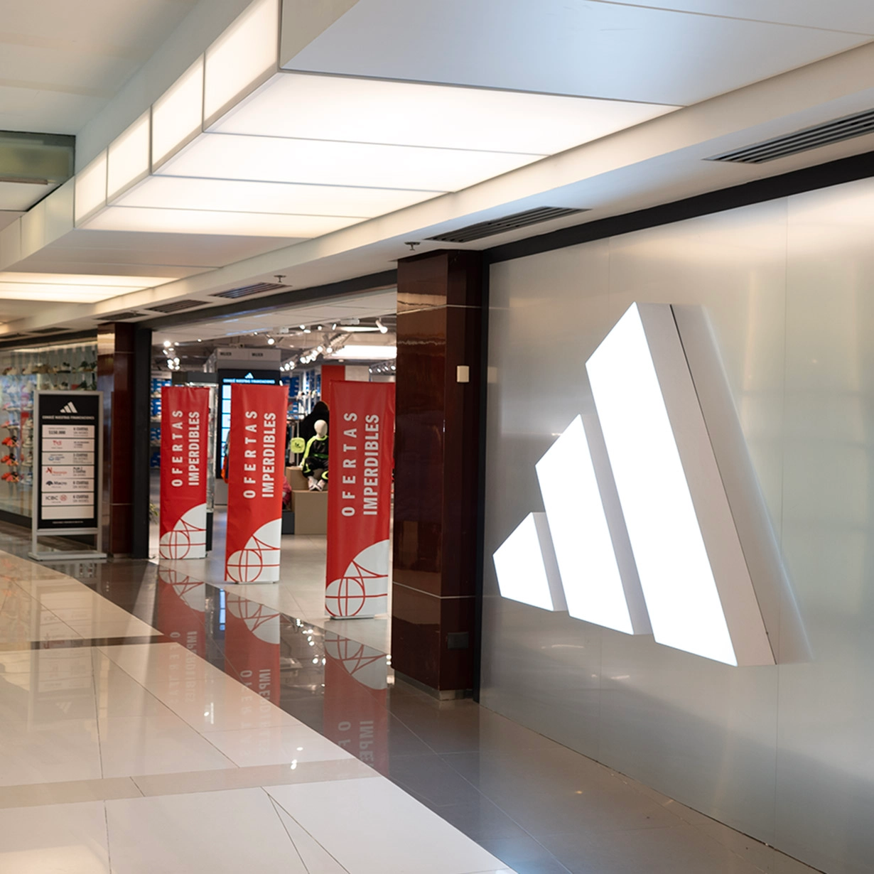 Centro comercialRecoleta Urban Mall marcas